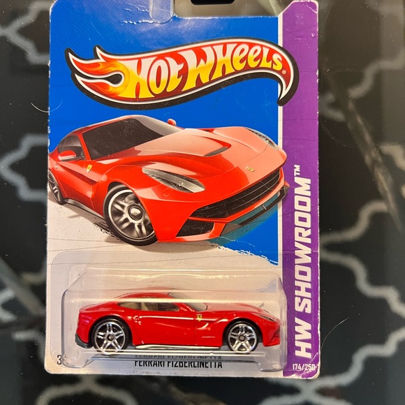 Hotwheels Ferrari - Picture 2 of 12